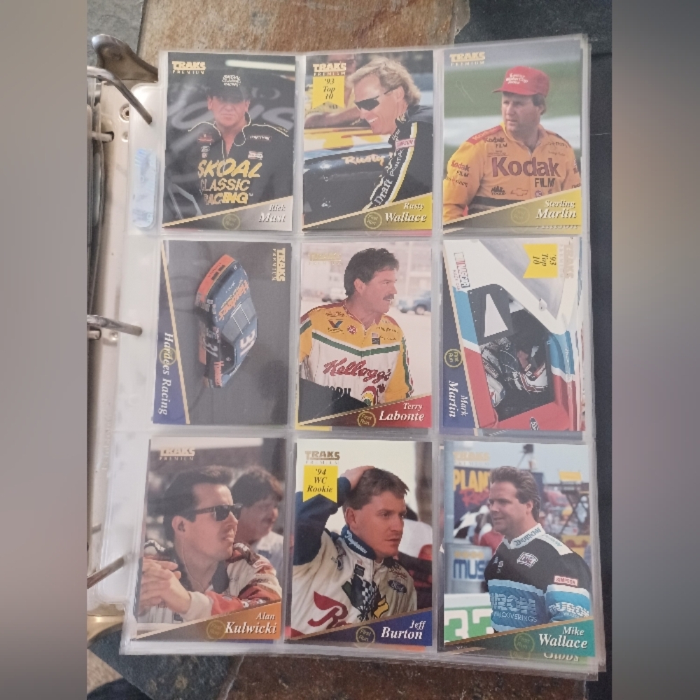 1994 TRAKS PREMIUM NASCAR TRADING CARD LOT – 100+ CARDS